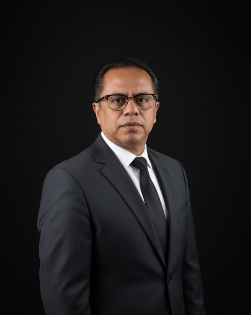 C.P. Juan L. Herrera Escobar